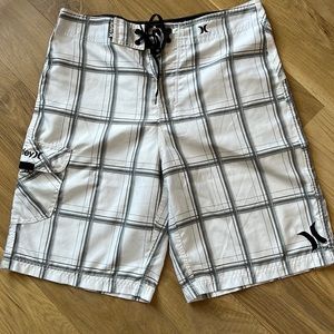 Excellent condition. Hurley Boardshorts.